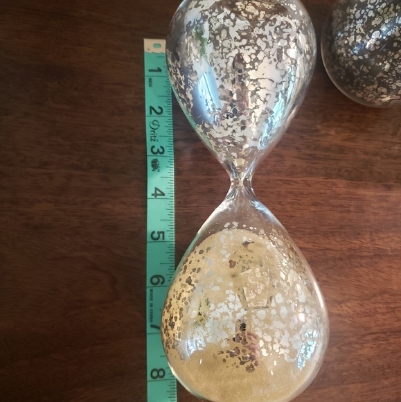 Mercury Glass Hourglasses - Picture 2 of 4